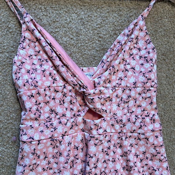 Francesca’s Blue Rain Floral Mini Dress - Picture 3 of 10